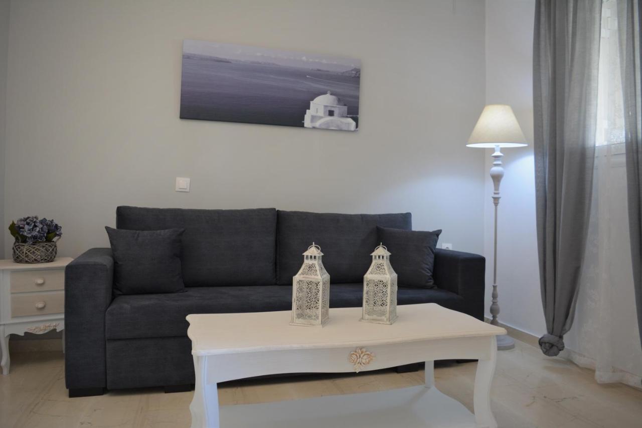 Anezinas Place Apartment Perissa  Ngoại thất bức ảnh