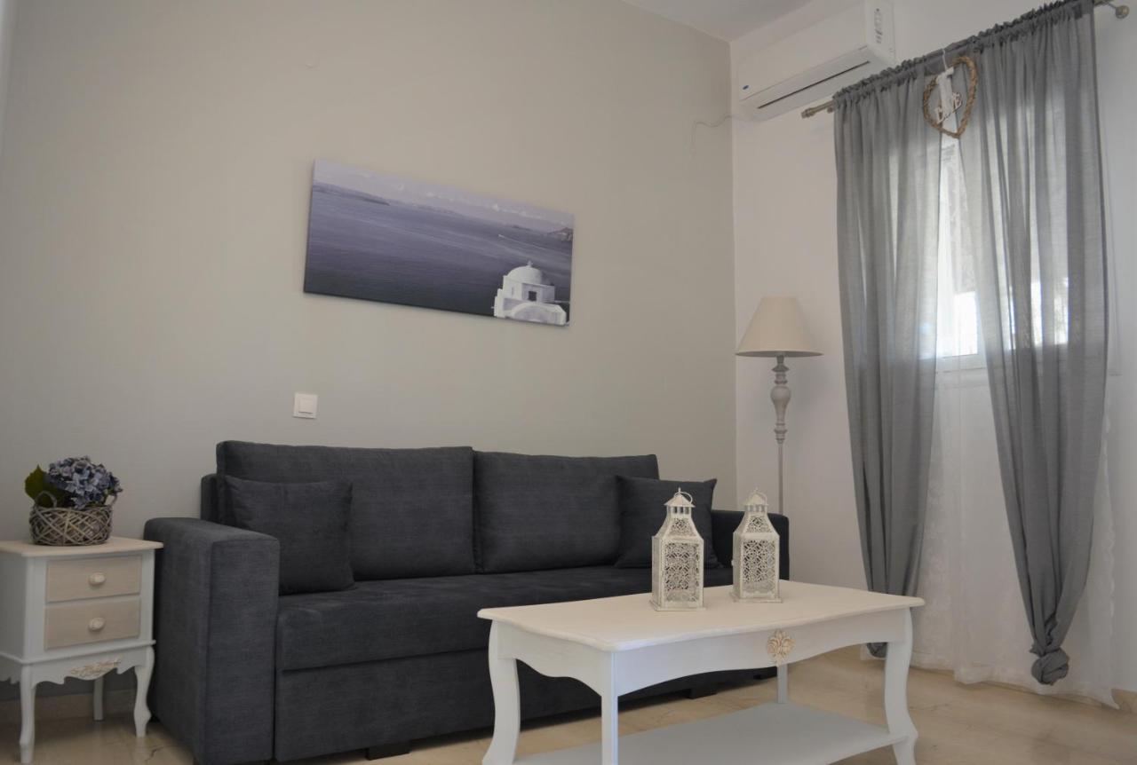 Anezinas Place Apartment Perissa  Ngoại thất bức ảnh