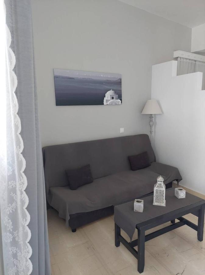 Anezinas Place Apartment Perissa  Ngoại thất bức ảnh
