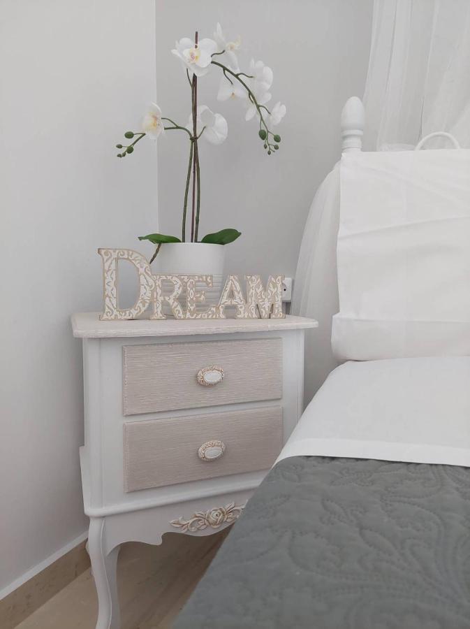 Anezinas Place Apartment Perissa  Ngoại thất bức ảnh